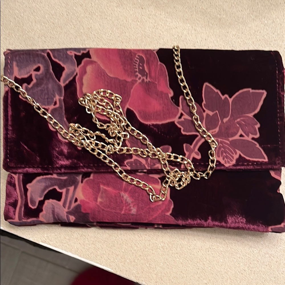 Steve Madden Pink and Gold Clutch with Chain
